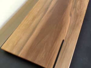 rangitikie river totara cutting or serving board